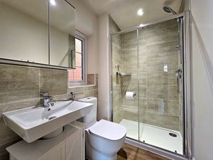 Photo 30- click for photo gallery